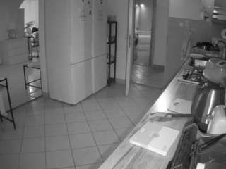 voyeurcam-julmodels-kitchen