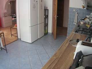 voyeurcam-julmodels-kitchen