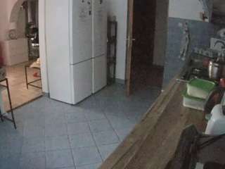 voyeurcam-julmodels-kitchen