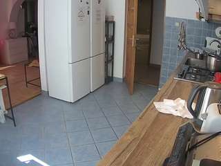 voyeurcam-julmodels-kitchen Sex Cam Show