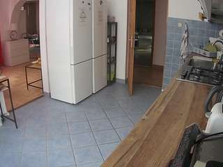 voyeurcam-julmodels-kitchen