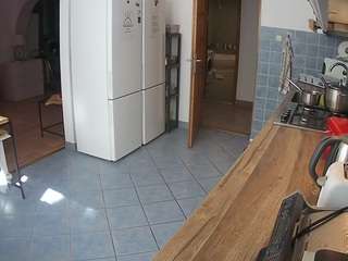 voyeurcam-julmodels-kitchen