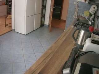 voyeurcam-julmodels-kitchen