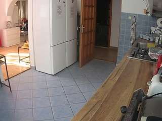 voyeurcam-julmodels-kitchen