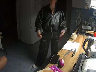voyeurcam-julmodels-kitchen