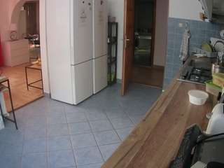 voyeurcam-julmodels-kitchen