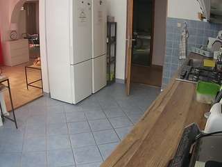 voyeurcam-julmodels-kitchen