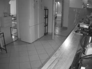voyeurcam-julmodels-kitchen