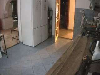 voyeurcam-julmodels-kitchen