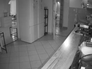 voyeurcam-julmodels-kitchen