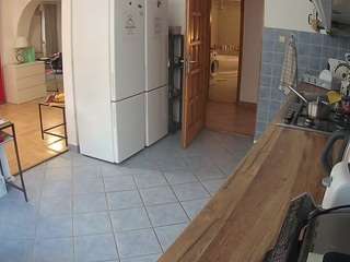 voyeurcam-julmodels-kitchen