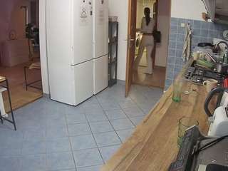 voyeurcam-julmodels-kitchen camsoda
