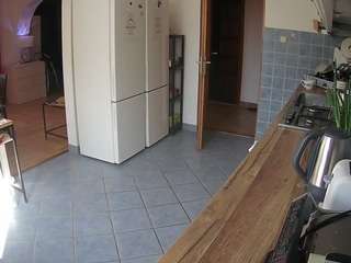 voyeurcam-julmodels-kitchen