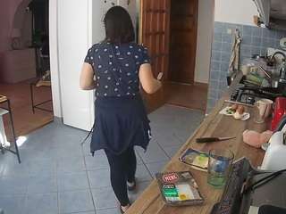 voyeurcam-julmodels-kitchen