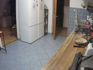 voyeurcam-julmodels-kitchen live webcam show