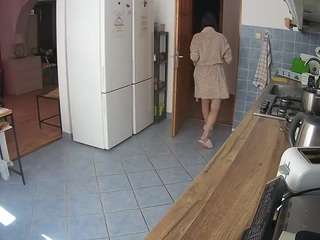 voyeurcam-julmodels-kitchen live webcam show