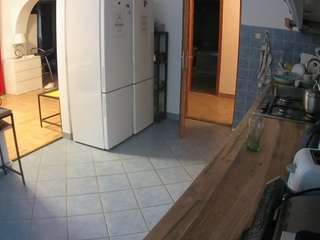 voyeurcam-julmodels-kitchen live webcam show