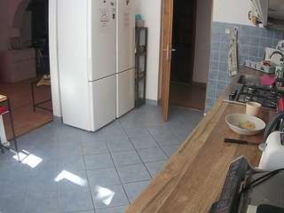 voyeurcam-julmodels-kitchen live webcam show