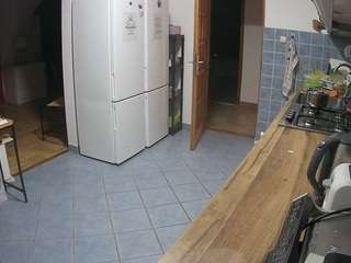 voyeurcam-julmodels-kitchen live webcam show