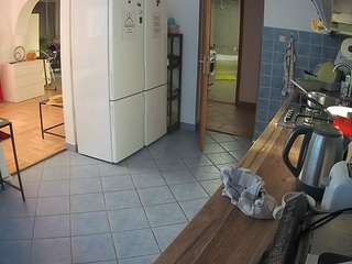 voyeurcam-julmodels-kitchen live webcam show
