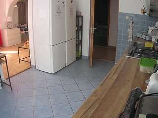 voyeurcam-julmodels-kitchen live webcam show