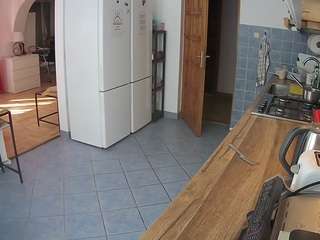 voyeurcam-julmodels-kitchen live webcam show