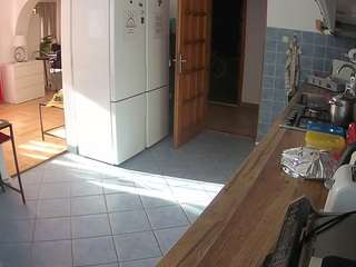 voyeurcam-julmodels-kitchen live webcam show