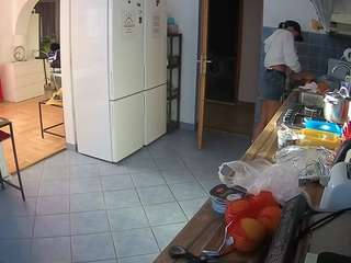 voyeurcam-julmodels-kitchen