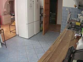 voyeurcam-julmodels-kitchen live webcam show