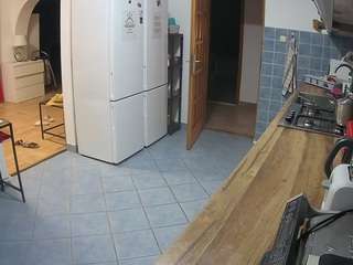 voyeurcam-julmodels-kitchen live webcam show