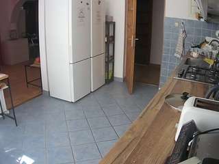 voyeurcam-julmodels-kitchen live webcam show