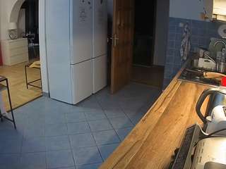 voyeurcam-julmodels-kitchen live webcam show
