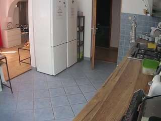 voyeurcam-julmodels-kitchen live webcam show