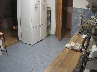 voyeurcam-julmodels-kitchen live webcam show