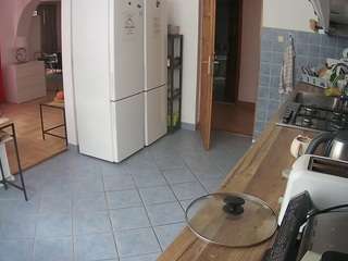 voyeurcam-julmodels-kitchen live webcam show