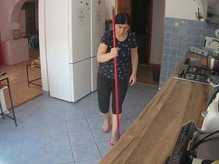 voyeurcam-julmodels-kitchen live webcam show