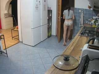 voyeurcam-julmodels-kitchen