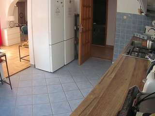 voyeurcam-julmodels-kitchen live webcam show