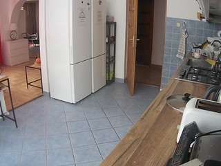 voyeurcam-julmodels-kitchen live webcam show
