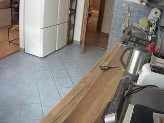 voyeurcam-julmodels-kitchen