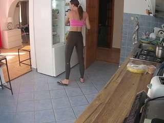 voyeurcam-julmodels-kitchen