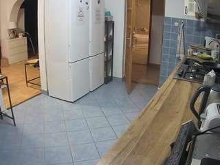 voyeurcam-julmodels-kitchen Profile Image