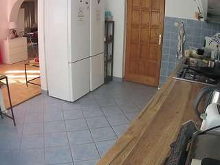 voyeurcam-julmodels-kitchen