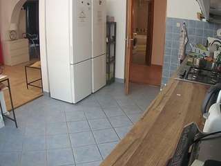voyeurcam-julmodels-kitchen