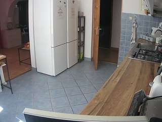 voyeurcam-julmodels-kitchen
