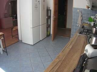voyeurcam-julmodels-kitchen's live room
