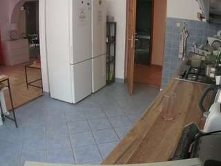 voyeurcam-julmodels-kitchen