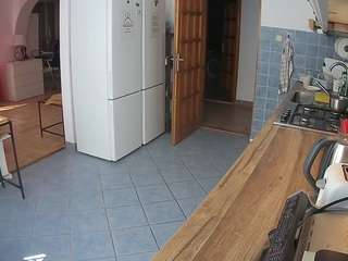 voyeurcam-julmodels-kitchen