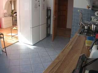 Julmodels Kitchen live webcam show
