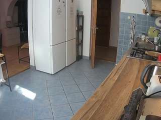 voyeurcam-julmodels-kitchen
